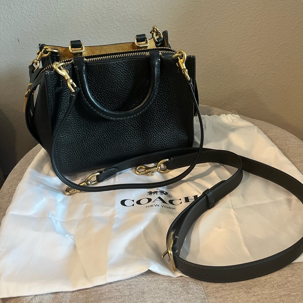 LIKE NEW: COACH Black Rogue 25 w/ Gold Hardware